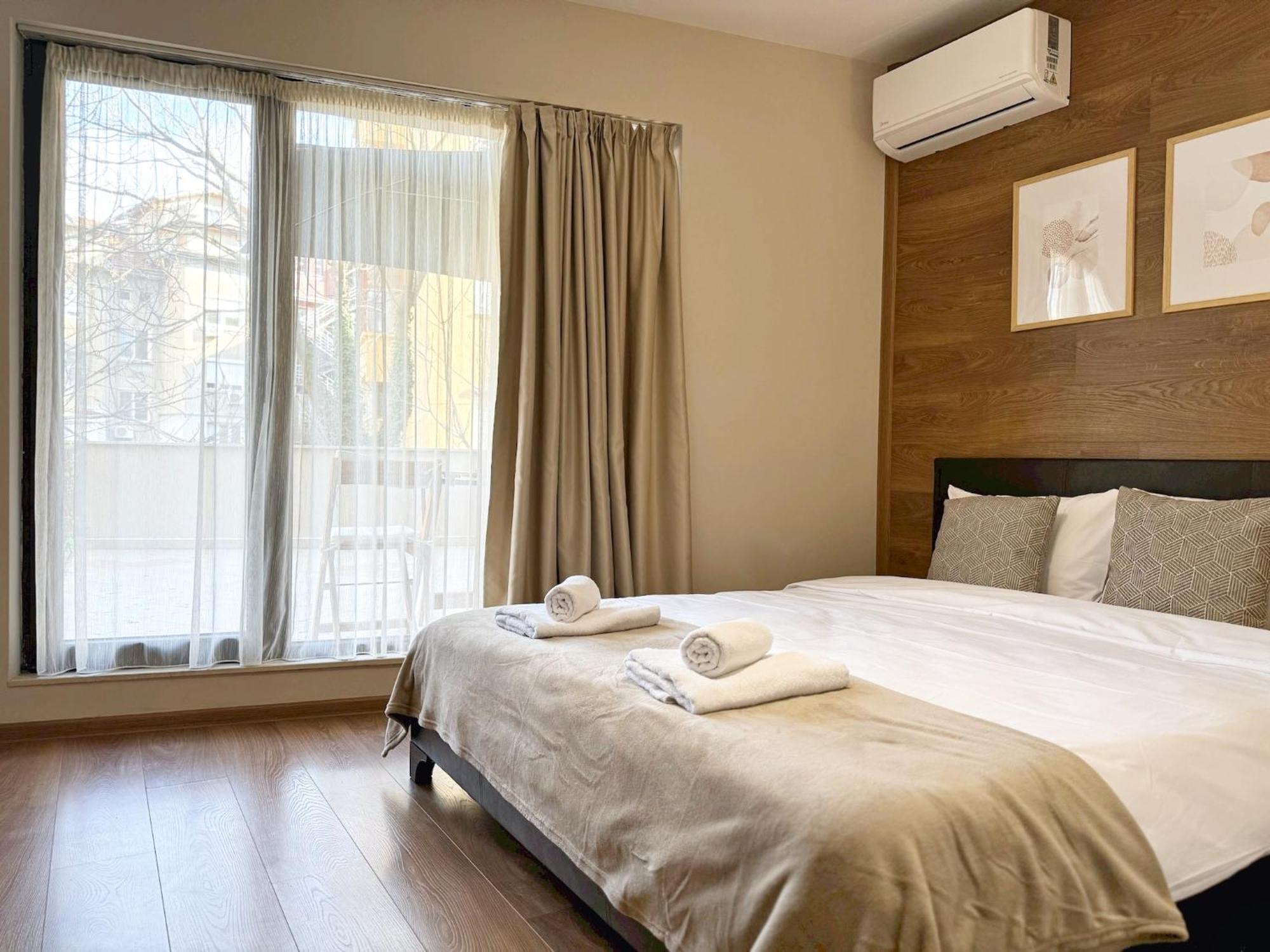 Top Centre Plovdiv Apt. With Parking For 4 Guests 외부 사진
