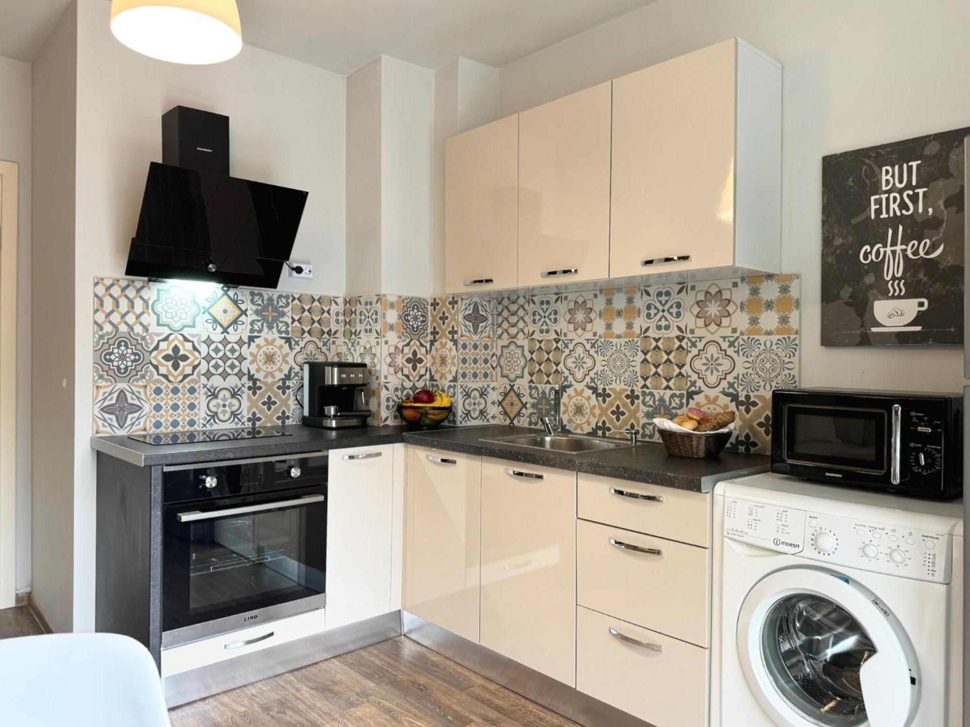 Top Centre Plovdiv Apt. With Parking For 4 Guests 외부 사진