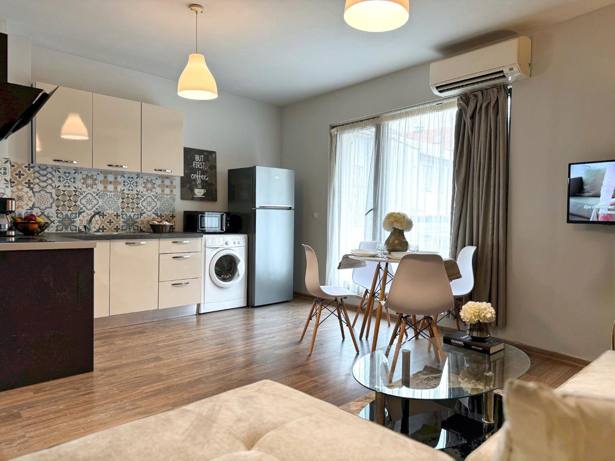 Top Centre Plovdiv Apt. With Parking For 4 Guests 외부 사진